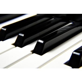 BILLENTYŰS HANGSZER